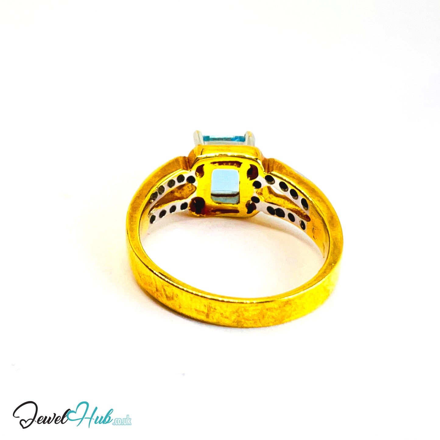 18K Gold Ring · Aquamarine Glow · Oceanlight Aurora · UK O · US 7.5 · Crisscross Diamond Band