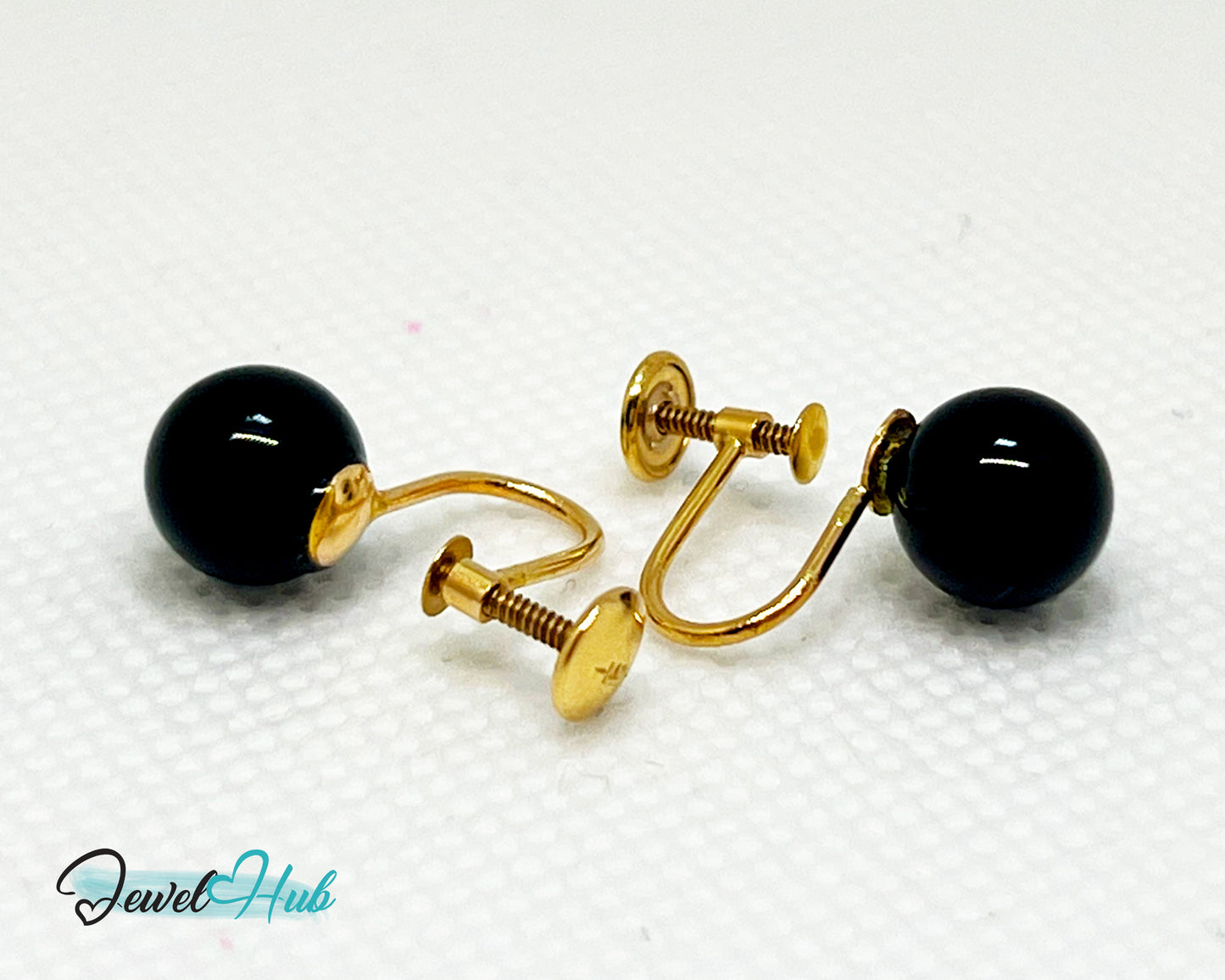14k Gold Black Onyx Clip-On Stud Earrings – Elegance Without Piercing