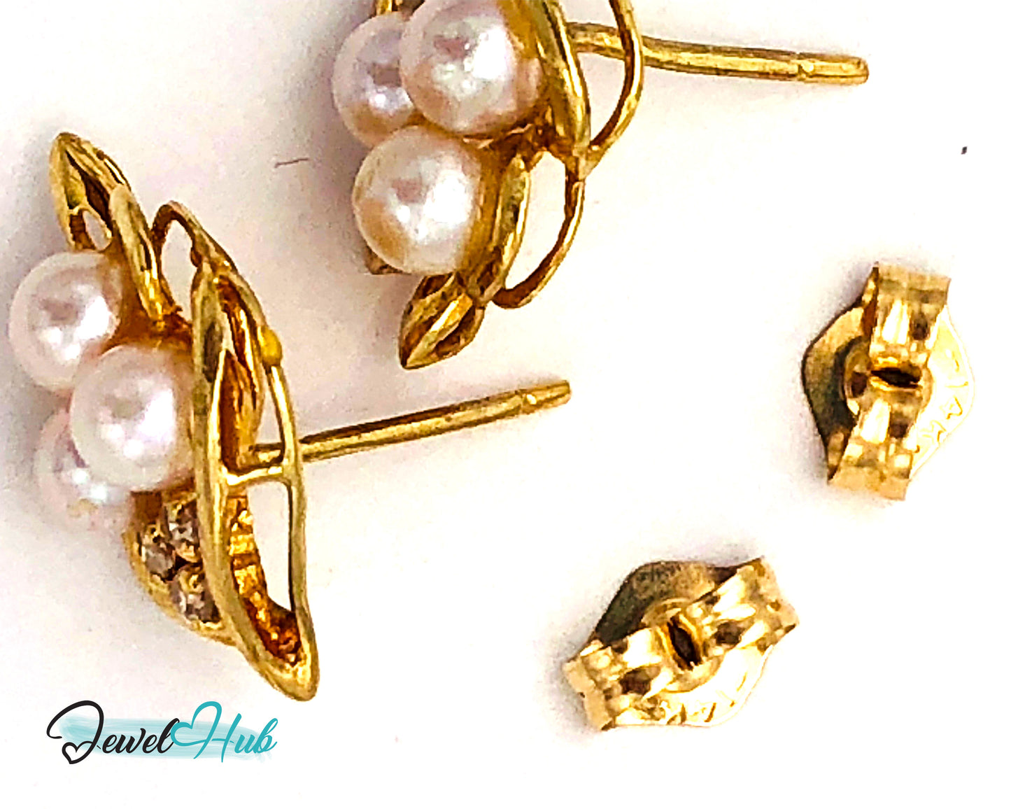 14k (585) Solid Yellow Gold Floral Pearl and Diamond Earrings