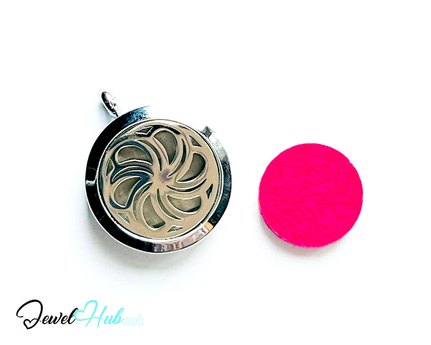 💖 Laced Heart – Stainless Steel Aromatherapy Pendant for Compassion & Emotional Warmth CT