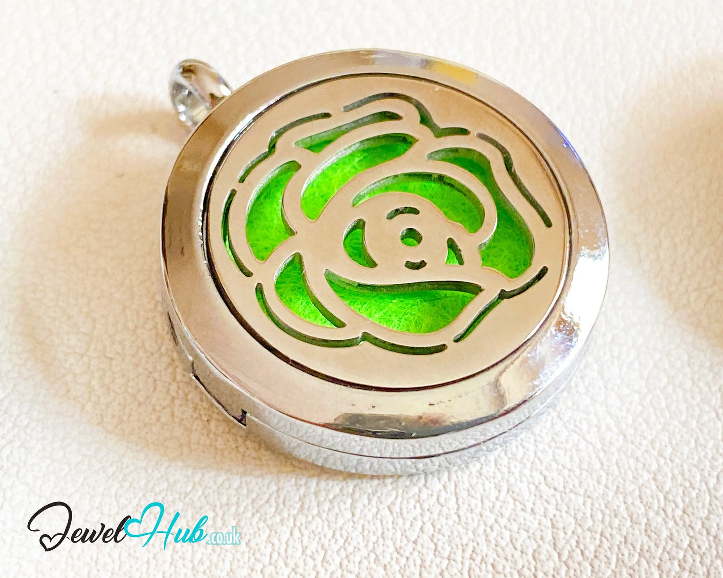 🌹 Petal Whisper – Stainless Steel Aromatherapy Pendant for Love & Self-Care CT