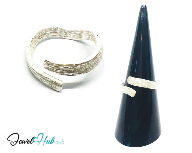 925 Silver Ring (Hallmarked) Bark Texture Band · UK N-O-P · US 7–8.5 · 2.88g CA
