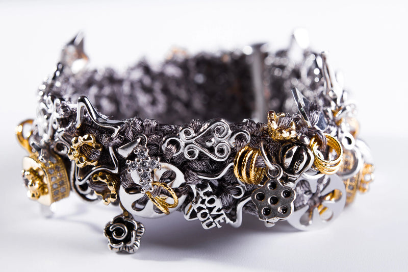 💍 2025’s Boldest Jewellery Trend: Mixing Metals & Making Statements - JewelHub.co.uk