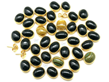 The Rising Trend of Onyx in Modern Jewelry and Its Significance - JewelHub.co.uk