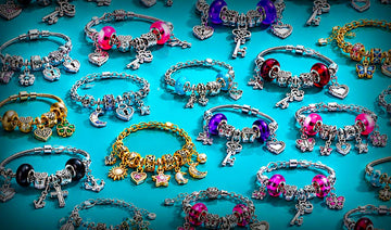 Charm Bracelet - JewelHub.co.uk