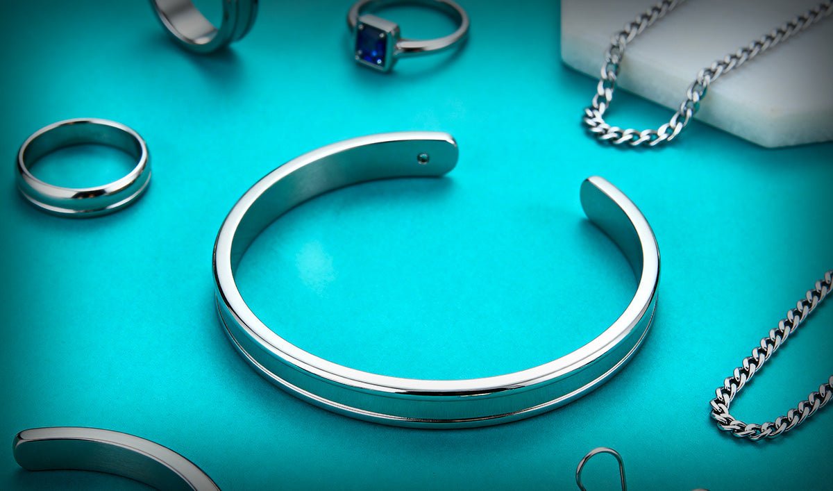 (Material) ⚙️ Stainless Steel - JewelHub.co.uk