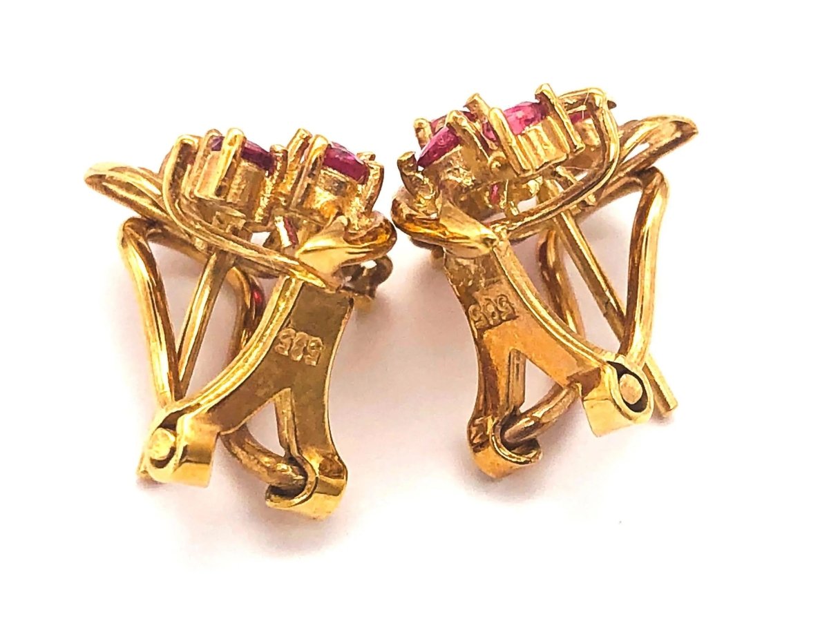 14k (585) Delicate Leaf Cluster Ruby Earrings – Five - Piece Floral Spark - JewelHub.co.uk