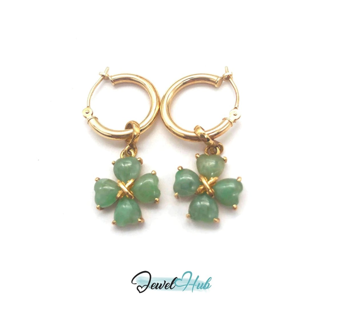 14k (585) Solid Yellow Gold Green Jade dangle earrings with a floral pattern - JewelHub.co.uk