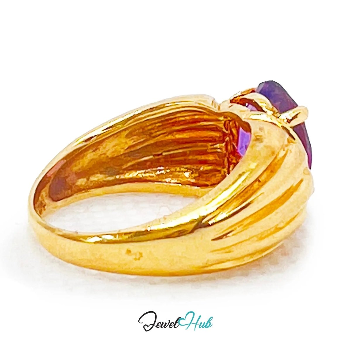 14k Gold Oval Cut Amethyst Ring – Hallmarked | 2.8 Carats | UK M½ US 6.5 | Bold gold & Regal violet - JewelHub.co.uk