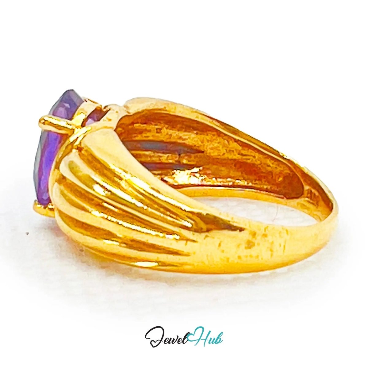 14k Gold Oval Cut Amethyst Ring – Hallmarked | 2.8 Carats | UK M½ US 6.5 | Bold gold & Regal violet - JewelHub.co.uk
