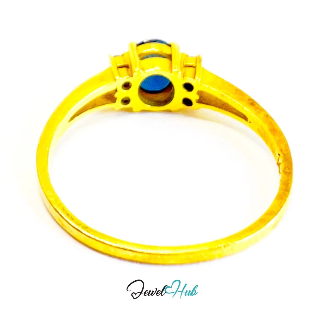 14K Gold Sapphire Diamond Ring · 0.6ct Oval Sapphire · UK N · US 7 · Trio - Set Split Shank - JewelHub.co.uk