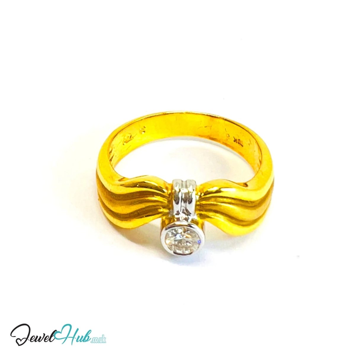 18K Gold Diamond Ring · Deep - Cut Diamond · UK O · US 7.5 · Waveform Crest Design - JewelHub.co.uk
