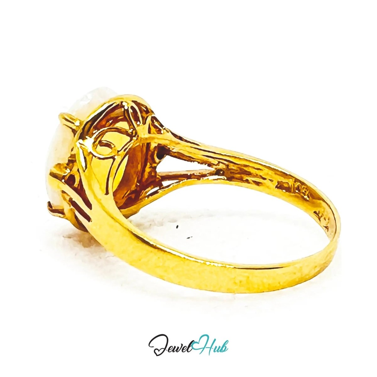 18K Gold Luxury Cabochon Cut Opal Ring – Hallmarked (750) | UK M US 6.5 | October Birthstone - JewelHub.co.uk