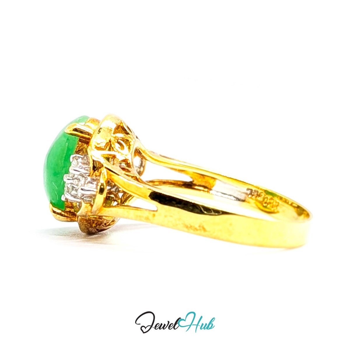 18K Yellow Gold Green Jade & Natural Diamond Ring | 0.09ct Est - JewelHub.co.uk