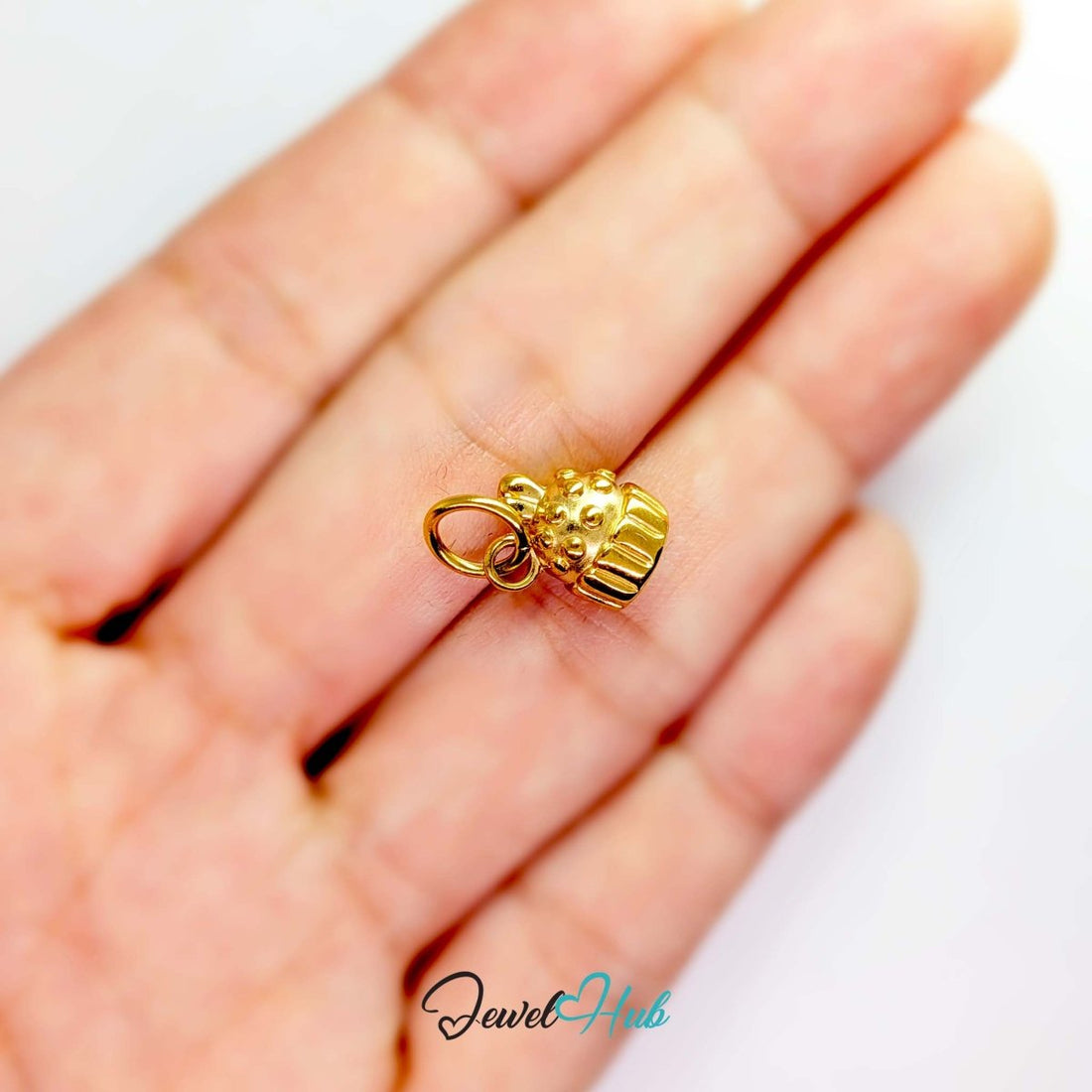 Three-dimensional cupcake charm in gold stainless steel - front view - JewelHub
