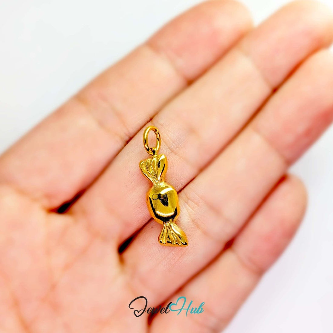 Wrapped sweet charm in gold stainless steel - front view - JewelHub