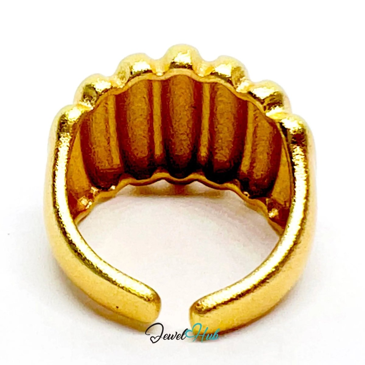 925 Silver Ring · Gold - Plated Ribbed Texture · UK M - N - O · US 6.5–8 · 6.48g · Hallmarked - JewelHub.co.uk