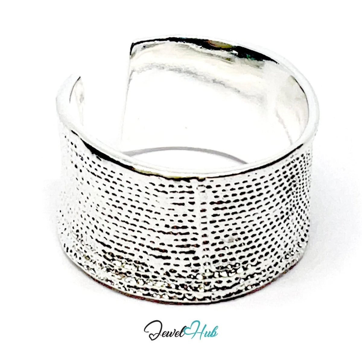 925 Silver Ring (Hallmarked) Dotted Crest · UK O - P - Q · US 7.5–8.5 · 7.80g - JewelHub.co.uk