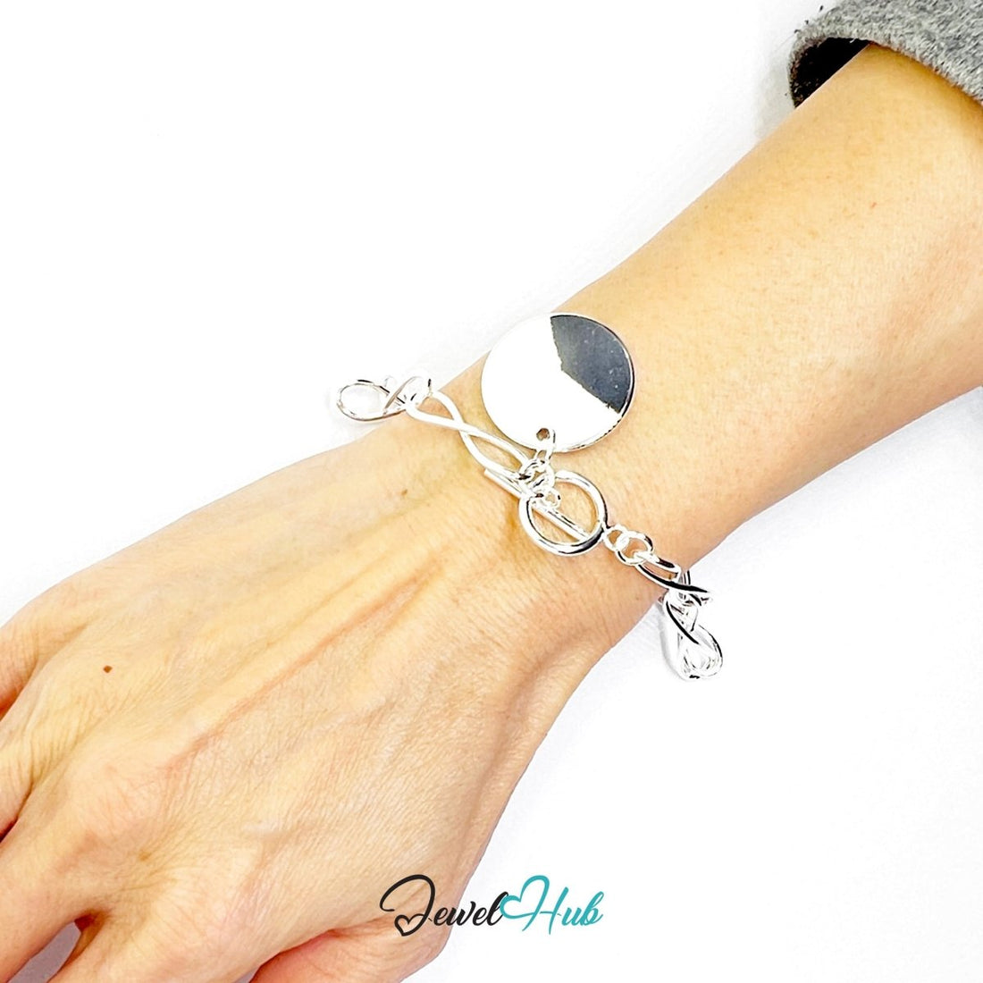 925 Sterling Silver SoloCharm Bracelet – Sculptural Chain with Circle Pendant - JewelHub.co.uk