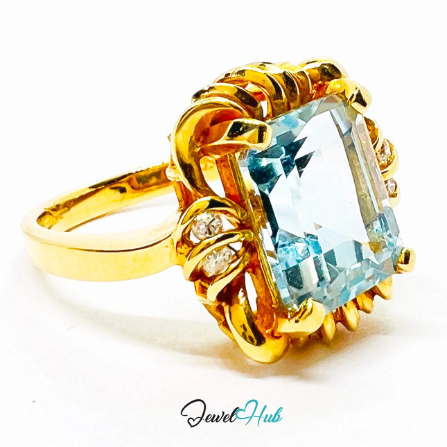 Aquamarine & Diamond Ring in 14K Gold (Hallmarked) 5.2ct Aquamarine · UK M · US 6.5 · Sculpted Loop Setting JH
