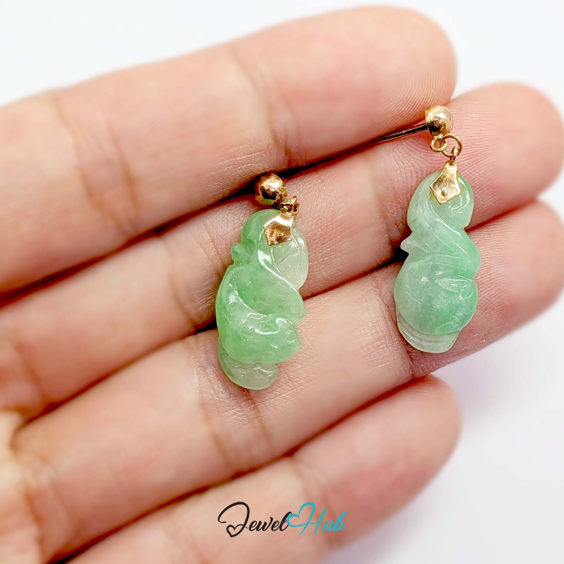 14k gold carved jade gourd earrings, 3.16 grams for the pair - JewelHub