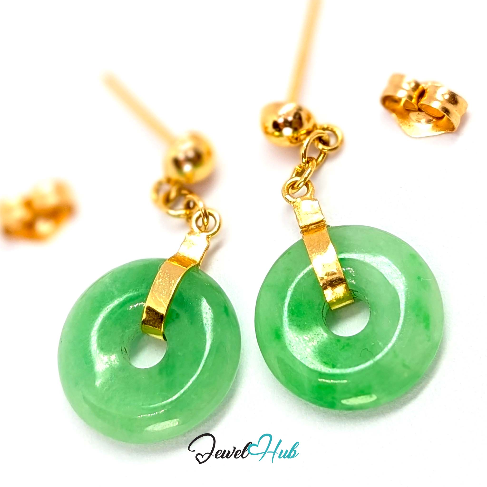 Open centre of the jade bi disc, the shape that stood for heaven - JewelHub