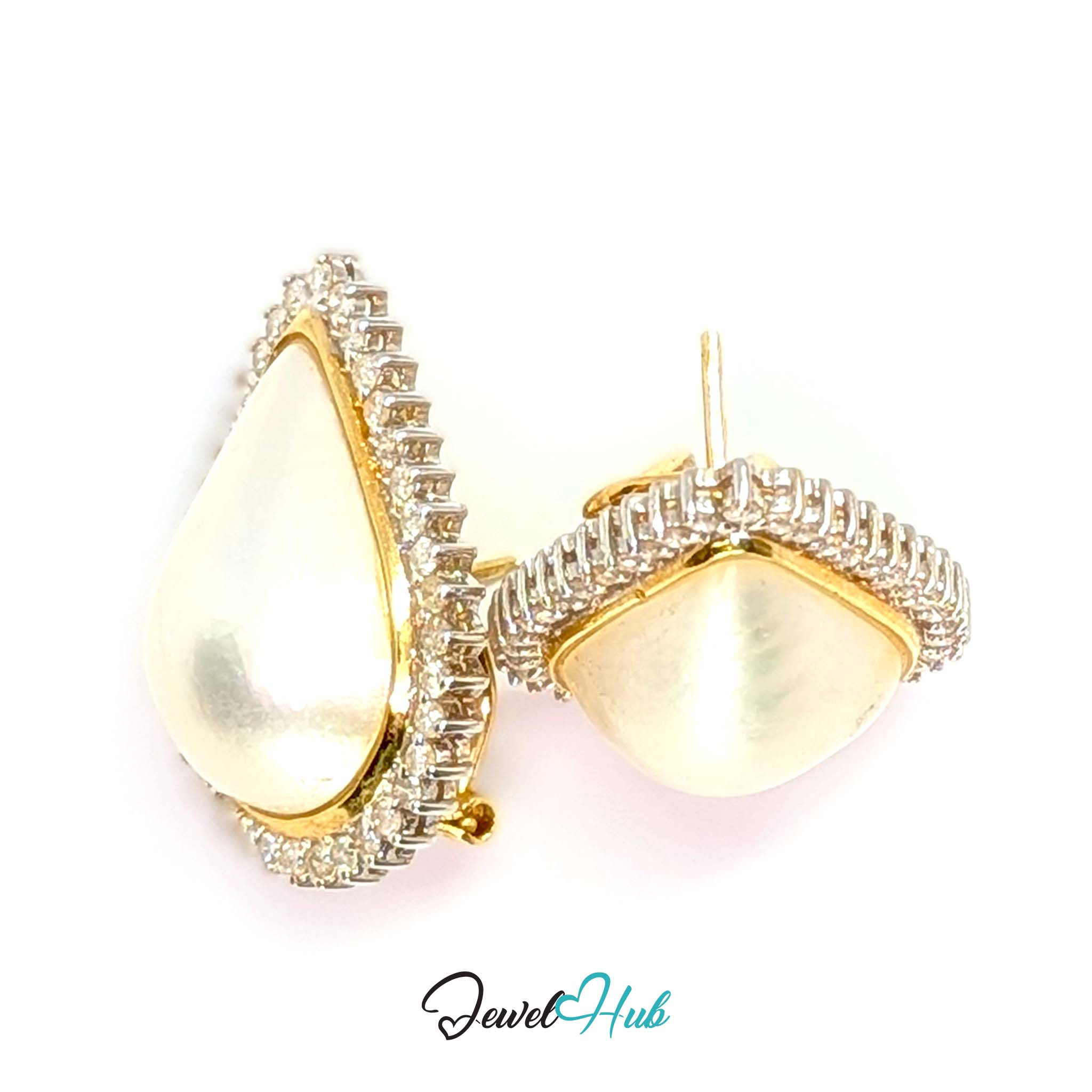 Side view showing the domed mabe pearl meeting a flat back inside the gold bezel - JewelHub