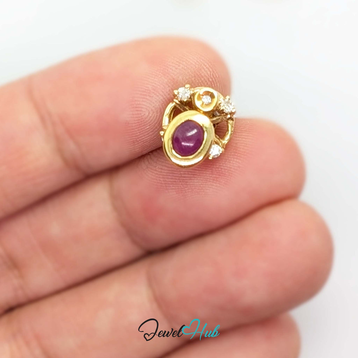 Both parts assembled into one cluster with all five stones in play - JewelHub