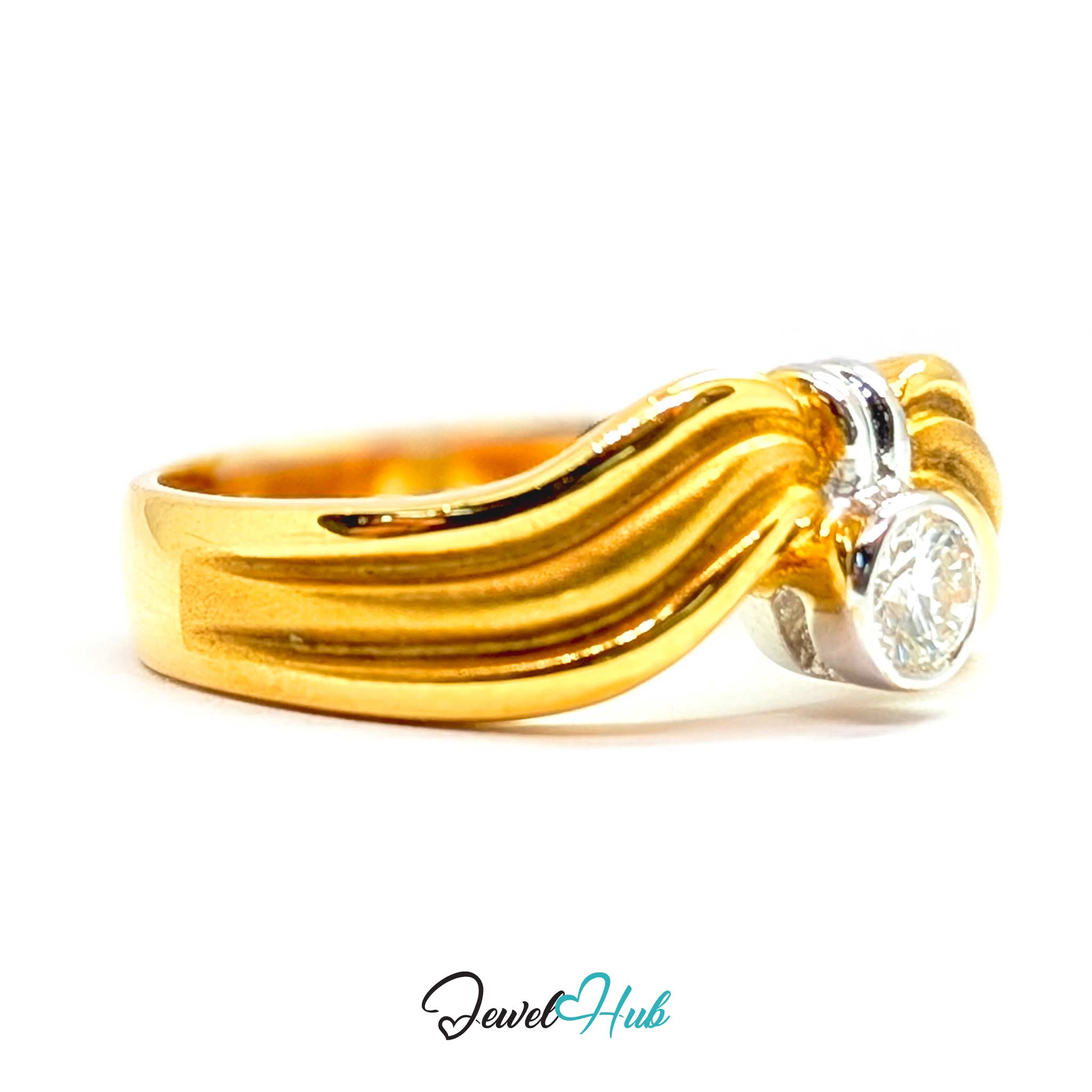 18K Two-Tone Gold Wave Natural Diamond Ring | 0.18ct