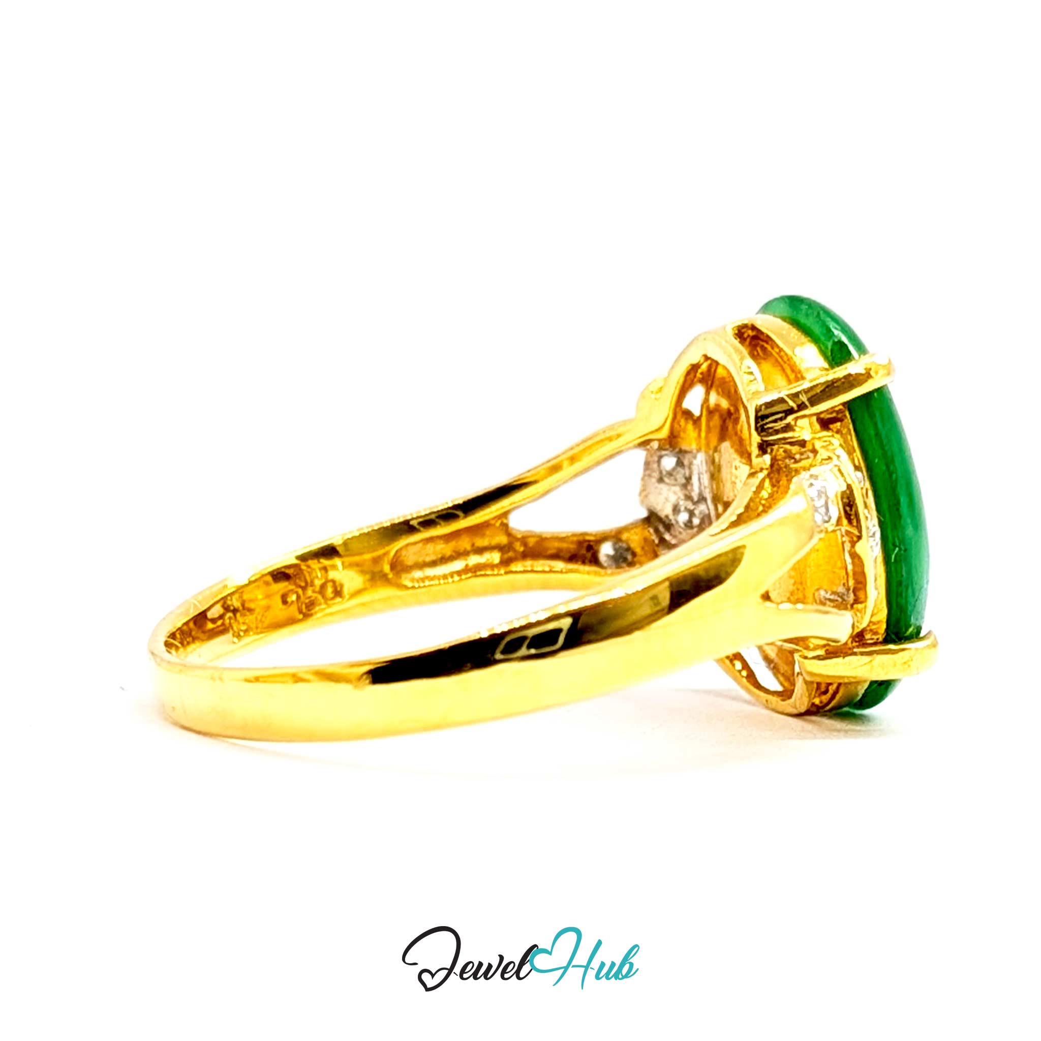 18K Yellow Gold Green Jade & Natural Diamond Ring | 0.07ct Est