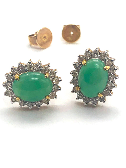 18k (750) Solid Yellow Gold high quality jade earrings surrounded with diamonds