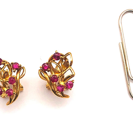 14k (585) Yellow Solid Gold Elegant Leaves with Flowery Shape x5 Ruby earrings JH