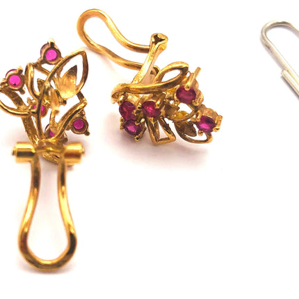 14k (585) Yellow Solid Gold Elegant Leaves with Flowery Shape x5 Ruby earrings JH