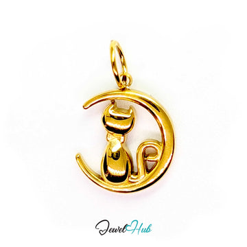 Cat and moon charm in gold stainless steel, a seated cat inside an open crescent - JewelHub