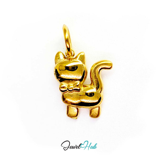 Cute cat charm in gold stainless steel, standing with its tail held up - JewelHub