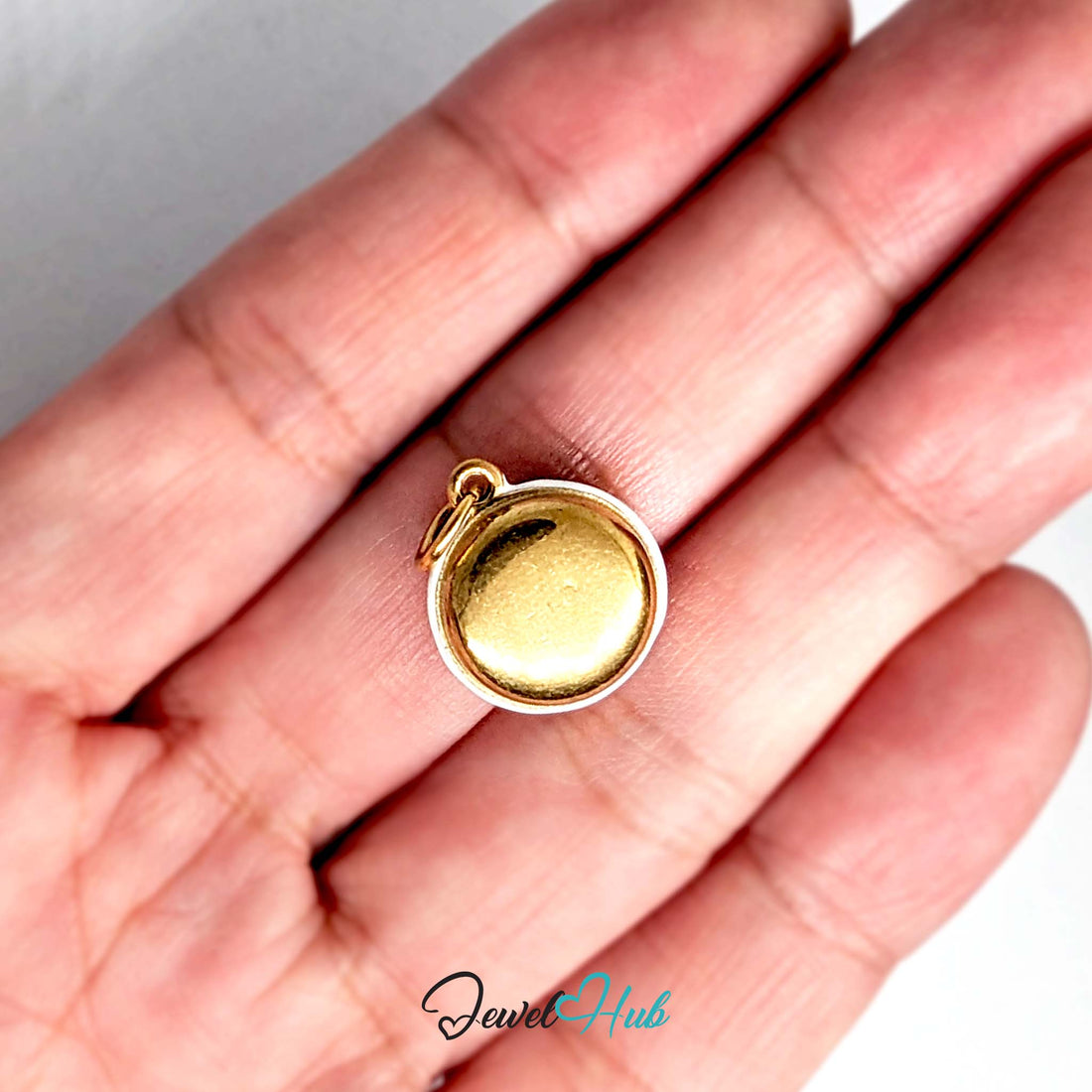 Macaron charm in gold-tone stainless steel - JewelHub