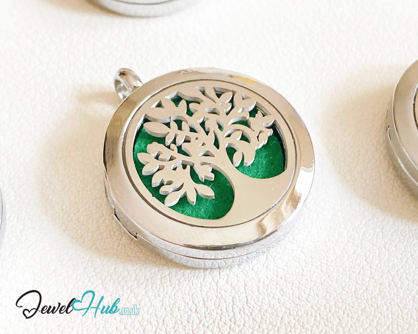 🌿 Tree of Clarity – Stainless Steel Aromatherapy Pendant for Mental Focus & Renewal EM