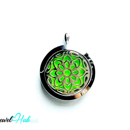 🌿 Celestial Bloom – Stainless Steel Aromatherapy Pendant for Harmony & Light CT