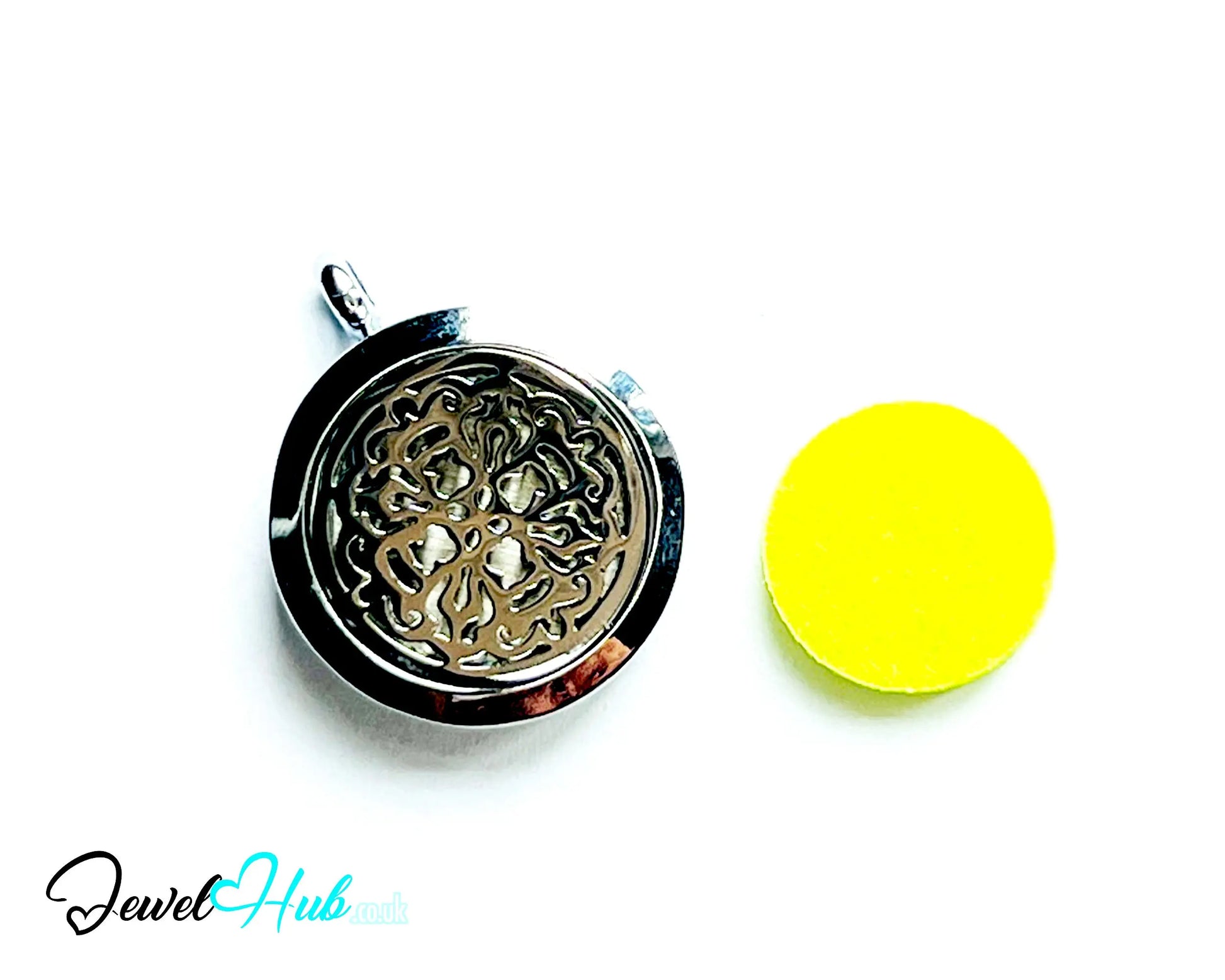 🌷 Botanical Grace – Stainless Steel Aromatherapy Pendant for Softness & Strength CT