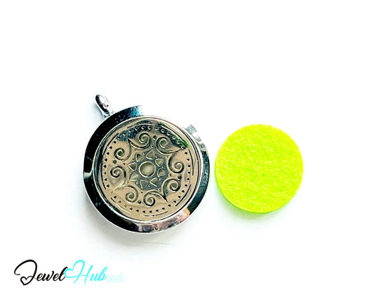 🌼 Radiant Bloom – Stainless Steel Aromatherapy Pendant for Clarity & Positivity CT
