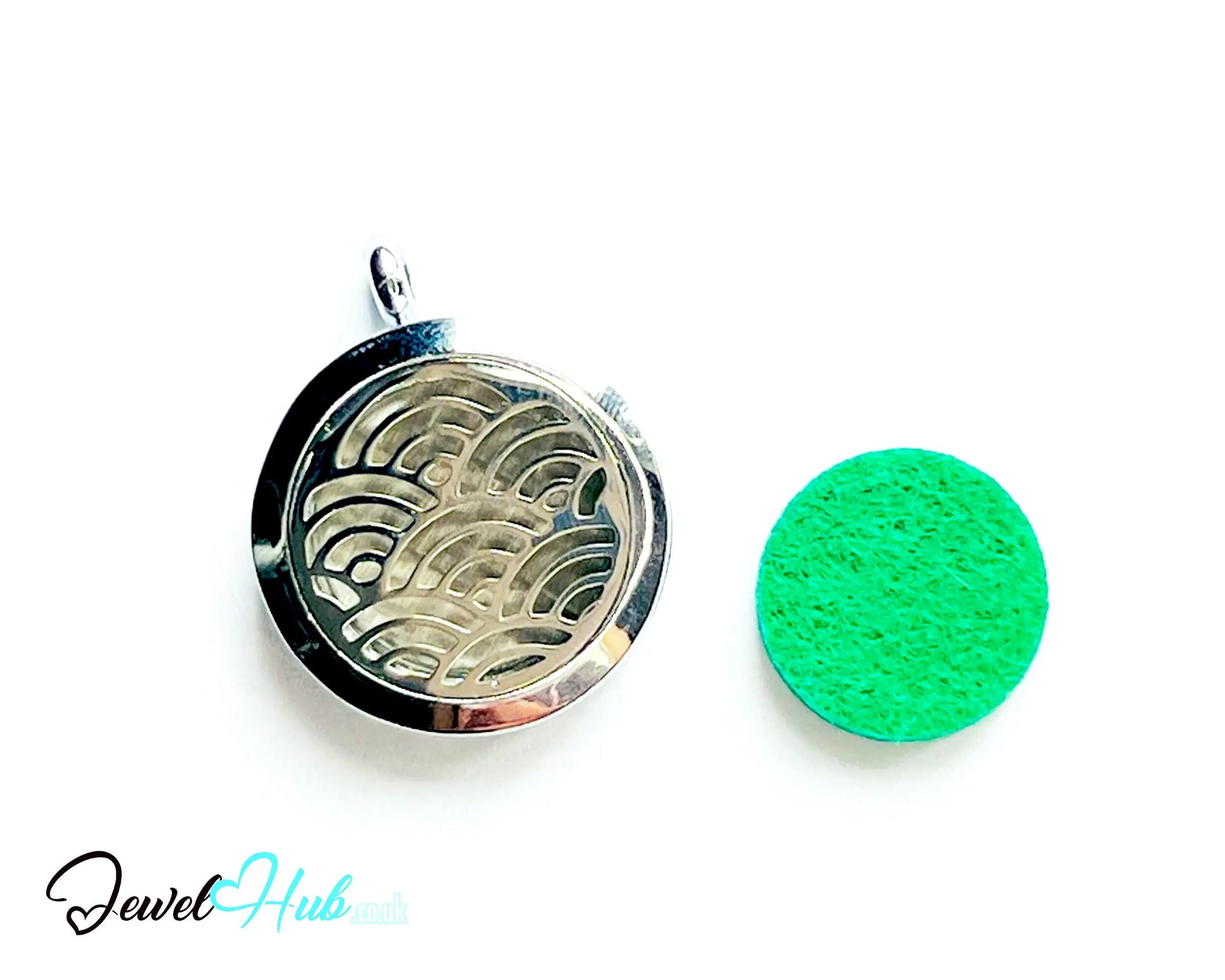 🌊 Verdant Flow – Stainless Steel Aromatherapy Pendant for Renewal & Breathwork CT