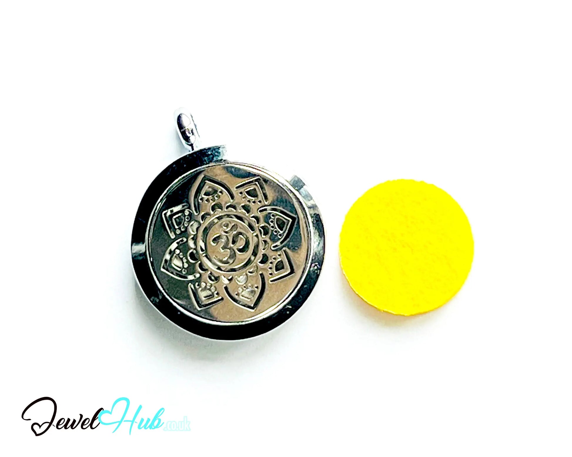 🕉️ Om Radiance – Stainless Steel Aromatherapy Pendant for Presence & Intuition CT