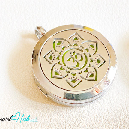 🕉️ Om Radiance – Stainless Steel Aromatherapy Pendant for Presence & Intuition CT