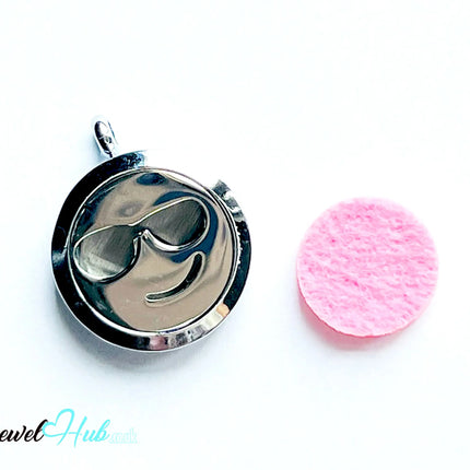😎 Smiley Cool v1 – Stainless Steel Aromatherapy Pendant for Fun & Feel-Good Vibes CT