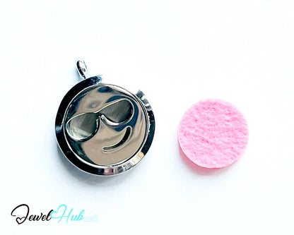 😎 Smiley Cool v1 – Stainless Steel Aromatherapy Pendant for Fun & Feel-Good Vibes CT