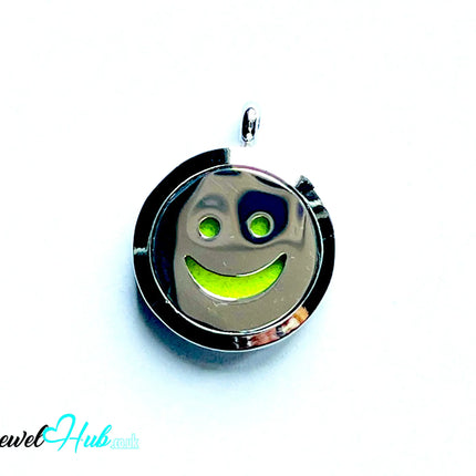 😊 Golden Glow – Stainless Steel Aromatherapy Pendant for Joy & Chill Vibes CT