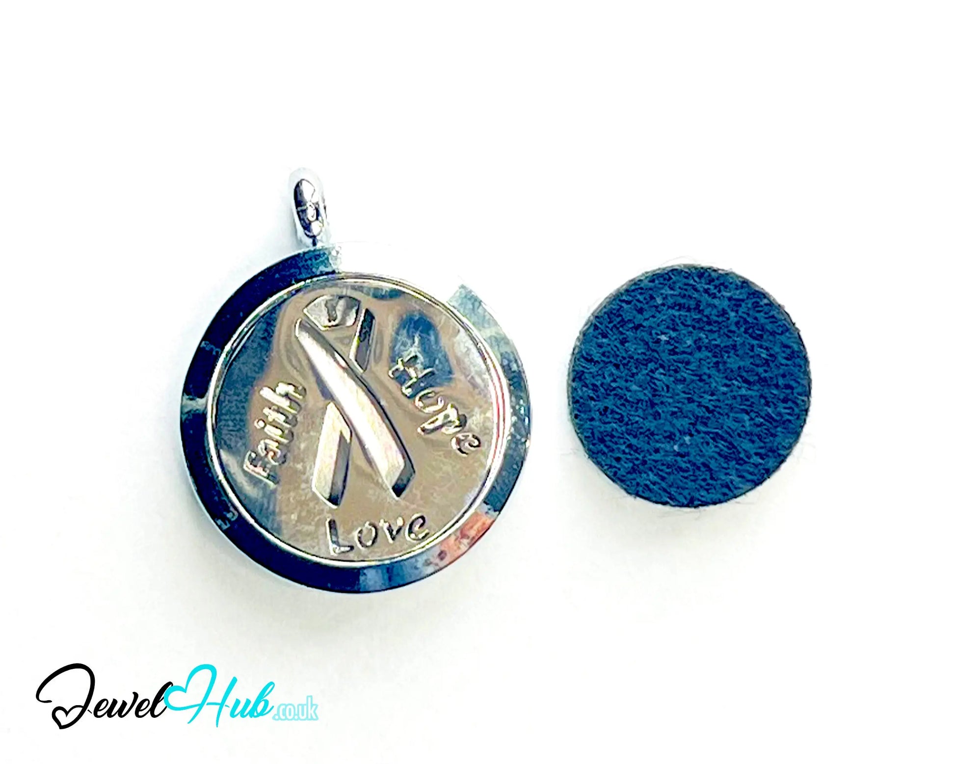🎗️ Trio Heart – Stainless Steel Aromatherapy Pendant for Strength & Kindness CT