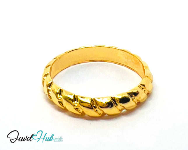 💍 Gold Braided Ring – Zinc Alloy UK Q · US 8.5 · Textured Weave Design · Gold-Tone CA