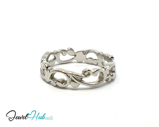 🌀 Swirl Cutout Ring – Zinc Alloy · UK M · US 6.5 · Sculptural Openwork Motif · Silver-Tone Finish