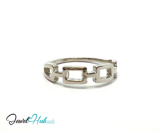 ▫️ Link Band Ring – Zinc Alloy · UK O · US 7.5 · Rectangular Cutout Motif · Silver-Tone Finish